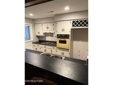 Looking for an all brick Rancher with a Basement, look no on Fox Den Country Club in Tennessee - for sale on GolfHomes.com, golf home, golf lot
