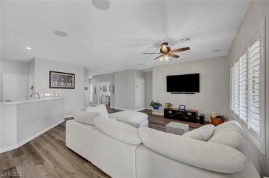 Beautiful tastefully remodeled 3 bed 2 bath w/den single story on Revere Golf Club in Nevada - for sale on GolfHomes.com, golf home, golf lot