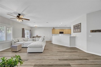 Beautiful tastefully remodeled 3 bed 2 bath w/den single story on Revere Golf Club in Nevada - for sale on GolfHomes.com, golf home, golf lot