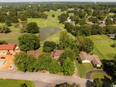 Discover this beautiful home nestled in the prestigious Mayfield on Mayfield-Graves Country Club in Kentucky - for sale on GolfHomes.com, golf home, golf lot