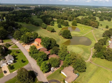 Discover this beautiful home nestled in the prestigious Mayfield on Mayfield-Graves Country Club in Kentucky - for sale on GolfHomes.com, golf home, golf lot