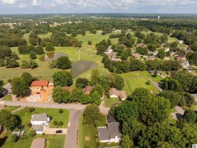 Discover this beautiful home nestled in the prestigious Mayfield on Mayfield-Graves Country Club in Kentucky - for sale on GolfHomes.com, golf home, golf lot
