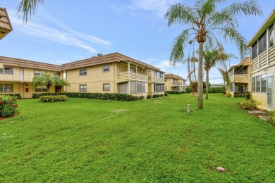 Welcome to your 2 bedroom/2 bathroom Ground floor unit . Fully on Addison Reserve in Florida - for sale on GolfHomes.com, golf home, golf lot