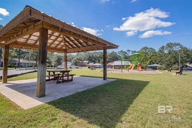 Great Buildable Lot in the popular Lake Forest Subdivision in on Lake Forest Yacht and Country Club in Alabama - for sale on GolfHomes.com, golf home, golf lot