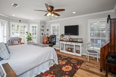 LAKEFRONT BEAUTY - SPRING CREEK COUNTRY CLUB! on Spring Creek Country Club in Texas - for sale on GolfHomes.com, golf home, golf lot