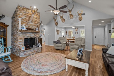 LAKEFRONT BEAUTY - SPRING CREEK COUNTRY CLUB! on Spring Creek Country Club in Texas - for sale on GolfHomes.com, golf home, golf lot