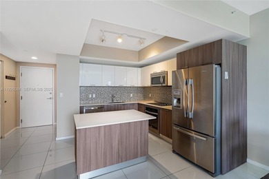 Beautiful 1-bedroom, 1-bath residence on the 19th floor offering on Doral Golf Resort in Florida - for sale on GolfHomes.com, golf home, golf lot