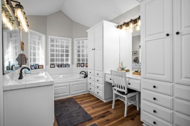 LAKEFRONT BEAUTY - SPRING CREEK COUNTRY CLUB! on Spring Creek Country Club in Texas - for sale on GolfHomes.com, golf home, golf lot