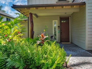 This rare 3-bedroom, 3-bath end unit villa in the gated Palm on Mauna Lani Resort Golf Course in Hawaii - for sale on GolfHomes.com, golf home, golf lot