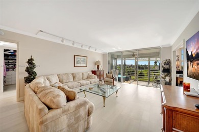 Beautiful 3-Bedroom, 2-Bath Condo in Highly Sought-After Palm on Palm-Aire Country Club and Resort - The Oaks in Florida - for sale on GolfHomes.com, golf home, golf lot