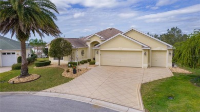 ~ROOM FOR A POOL~ ~ GLASS ENCLOSED LANAI~ ~GOLF CART GARAGE~ on The Links of Spruce Creek in Florida - for sale on GolfHomes.com, golf home, golf lot