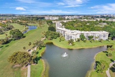 Beautiful 3-Bedroom, 2-Bath Condo in Highly Sought-After Palm on Palm-Aire Country Club and Resort - The Oaks in Florida - for sale on GolfHomes.com, golf home, golf lot