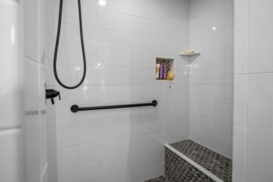 LAKEFRONT BEAUTY - SPRING CREEK COUNTRY CLUB! on Spring Creek Country Club in Texas - for sale on GolfHomes.com, golf home, golf lot