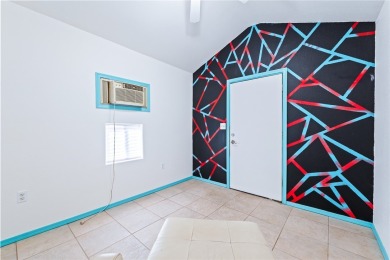 Built in 2001 by Hill Development, known locally for their on Cerbat Cliffs Golf Course in Arizona - for sale on GolfHomes.com, golf home, golf lot