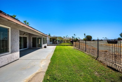 Absolute Showstopper in Palm Desert Country Club!!  Pool home on Palm Desert Country Club in California - for sale on GolfHomes.com, golf home, golf lot