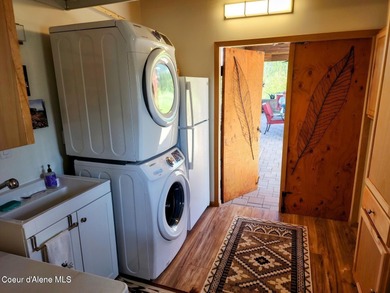 'Class A Motorcoach' Property (built in 2017) has many amenities on Stoneridge Golf Club in Idaho - for sale on GolfHomes.com, golf home, golf lot