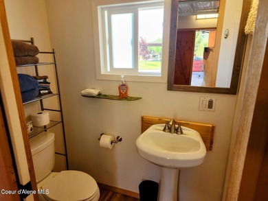 'Class A Motorcoach' Property (built in 2017) has many amenities on Stoneridge Golf Club in Idaho - for sale on GolfHomes.com, golf home, golf lot