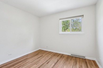 Location, Potential & Lifestyle! This spacious 3-bedroom, 1 on Twin Lakes Golf Course in Illinois - for sale on GolfHomes.com, golf home, golf lot