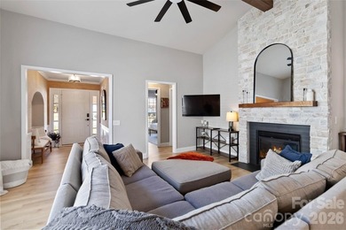 Bring your fussiest buyer! Pristine condition, renovated kitchen on Highland Creek Golf Club in North Carolina - for sale on GolfHomes.com, golf home, golf lot