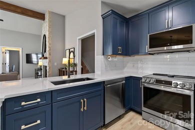 Bring your fussiest buyer! Pristine condition, renovated kitchen on Highland Creek Golf Club in North Carolina - for sale on GolfHomes.com, golf home, golf lot