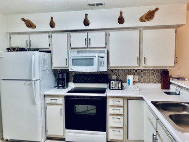 Fully Furnished 2 bedroom, 2 bath condo with a golf course view! on  in South Carolina - for sale on GolfHomes.com, golf home, golf lot