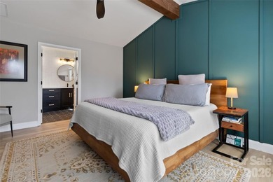 Bring your fussiest buyer! Pristine condition, renovated kitchen on Highland Creek Golf Club in North Carolina - for sale on GolfHomes.com, golf home, golf lot