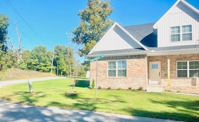 Great Location, Beautiful New Construction Home on a large level on Branchwood Golf Course in Arkansas - for sale on GolfHomes.com, golf home, golf lot