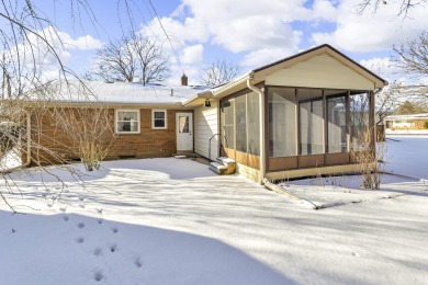 SPRAWLING RANCH HOME NEAR NATURE TRAILS & GOLF COURSES! on Ella Sharp Park Golf Course in Michigan - for sale on GolfHomes.com, golf home, golf lot