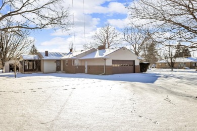 SPRAWLING RANCH HOME NEAR NATURE TRAILS & GOLF COURSES! on Ella Sharp Park Golf Course in Michigan - for sale on GolfHomes.com, golf home, golf lot