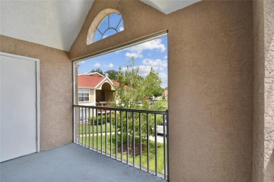 Spacious END UNIT with 3 bedrooms and 2 full bathrooms WITH A on Hunters Green Country Club in Florida - for sale on GolfHomes.com, golf home, golf lot
