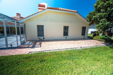 WELCOME to 30341 Fairway Drive, an Arthur Ruthenberg built home on Saddlebrook Golf and Country Club in Florida - for sale on GolfHomes.com, golf home, golf lot