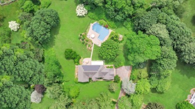La Isabella A Gracious 2 Acre Estate In Prestigious Upper on Brookville Country Club in New York - for sale on GolfHomes.com, golf home, golf lot