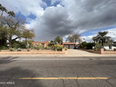 Amazing opportunity by a golf course! This single family home is on Moon Valley Country Club  in Arizona - for sale on GolfHomes.com, golf home, golf lot