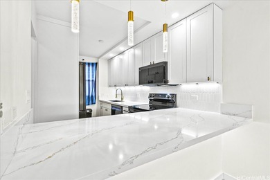 Move-in ready! This beautifully renovated 3-bedroom, 2-bathroom on Pearl Country Club in Hawaii - for sale on GolfHomes.com, golf home, golf lot