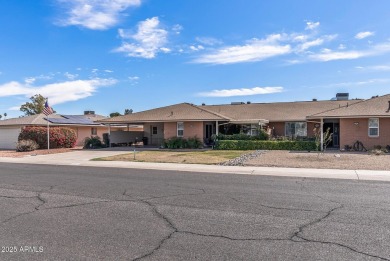 Discover this charming Gemini-Twin home in the 55+ community of on Sun City Lakes West and East in Arizona - for sale on GolfHomes.com, golf home, golf lot