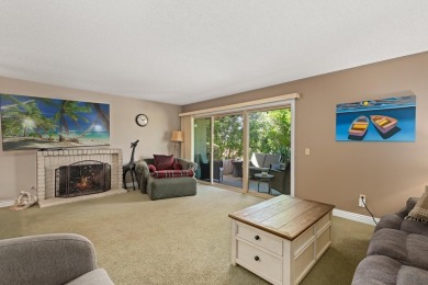 Welcome to this charming ground-floor condo in the highly on Oaks North Golf Course in California - for sale on GolfHomes.com, golf home, golf lot