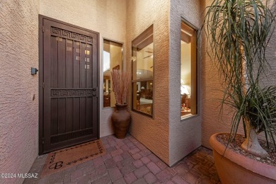 Welcome to this beautifully well maintained 3-bedroom on Quail Creek Country Club  in Arizona - for sale on GolfHomes.com, golf home, golf lot