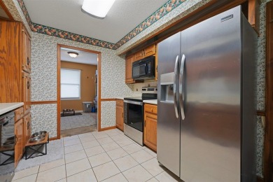 You can't beat this location! Welcome to 227 Saint Albans Drive- on Indian Hills Country Club, Inc in Kentucky - for sale on GolfHomes.com, golf home, golf lot