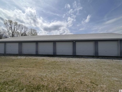 28 storage units on 3.75 acres .  There are 2 storage buildings on Arrowhead Golf Club in Kentucky - for sale on GolfHomes.com, golf home, golf lot