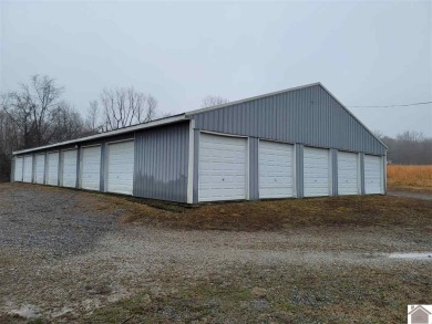 28 storage units on 3.75 acres .  There are 2 storage buildings on Arrowhead Golf Club in Kentucky - for sale on GolfHomes.com, golf home, golf lot