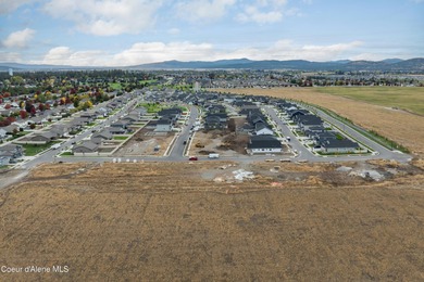 The Lilac offers a spacious layout, with the Master on the main on Prairie Falls Golf Club in Idaho - for sale on GolfHomes.com, golf home, golf lot