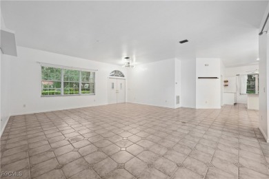 Welcome to 11810 Woodshire Circle-an inviting 3-bedroom on Gateway Golf and Country Club in Florida - for sale on GolfHomes.com, golf home, golf lot