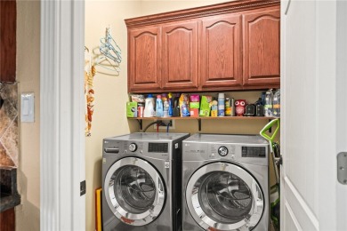 Stunning 4 bedroom 2 bath house features 12' ceilings over-sized on L.E. Ramey Golf Course in Texas - for sale on GolfHomes.com, golf home, golf lot