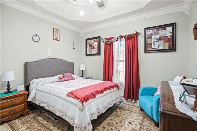 Stunning 4 bedroom 2 bath house features 12' ceilings over-sized on L.E. Ramey Golf Course in Texas - for sale on GolfHomes.com, golf home, golf lot
