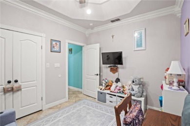 Stunning 4 bedroom 2 bath house features 12' ceilings over-sized on L.E. Ramey Golf Course in Texas - for sale on GolfHomes.com, golf home, golf lot