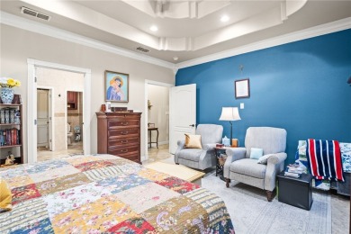 Stunning 4 bedroom 2 bath house features 12' ceilings over-sized on L.E. Ramey Golf Course in Texas - for sale on GolfHomes.com, golf home, golf lot