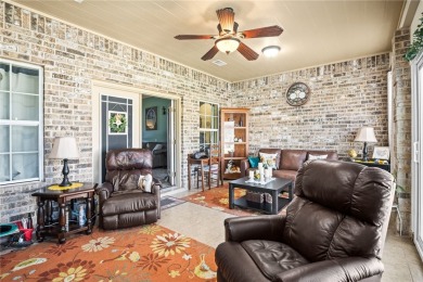 Stunning 4 bedroom 2 bath house features 12' ceilings over-sized on L.E. Ramey Golf Course in Texas - for sale on GolfHomes.com, golf home, golf lot
