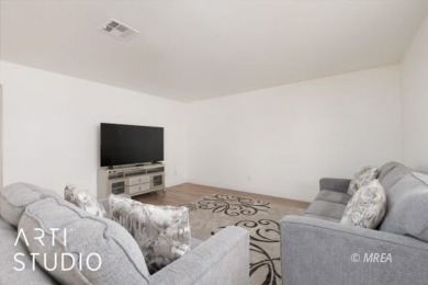 Don't miss this charming ground-floor, two-bedroom condo in the on The Oasis Golf Club in Nevada - for sale on GolfHomes.com, golf home, golf lot