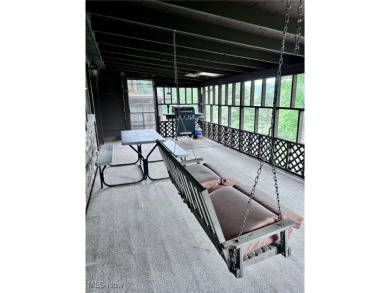 Overlooking the South Hills Golf Course, you will find this on South Hills Golf Club in West Virginia - for sale on GolfHomes.com, golf home, golf lot