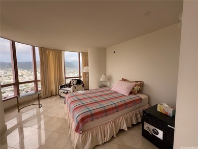 This is a beautiful 2 bed/2bath condo at the Waikiki Landmark on Ala Wai Golf Course in Hawaii - for sale on GolfHomes.com, golf home, golf lot